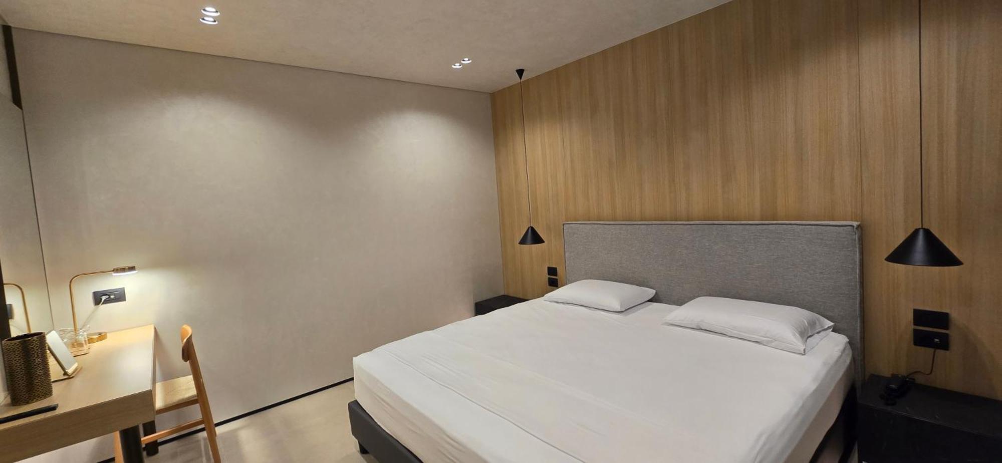 Lion Gate Hotel ساراندا المظهر الخارجي الصورة